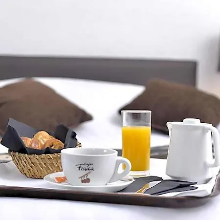 Hotell D'angleterre Hyper-centre 3*